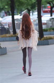 灰色美腿丝袜,灰色美腿丝袜的时尚魅力解析